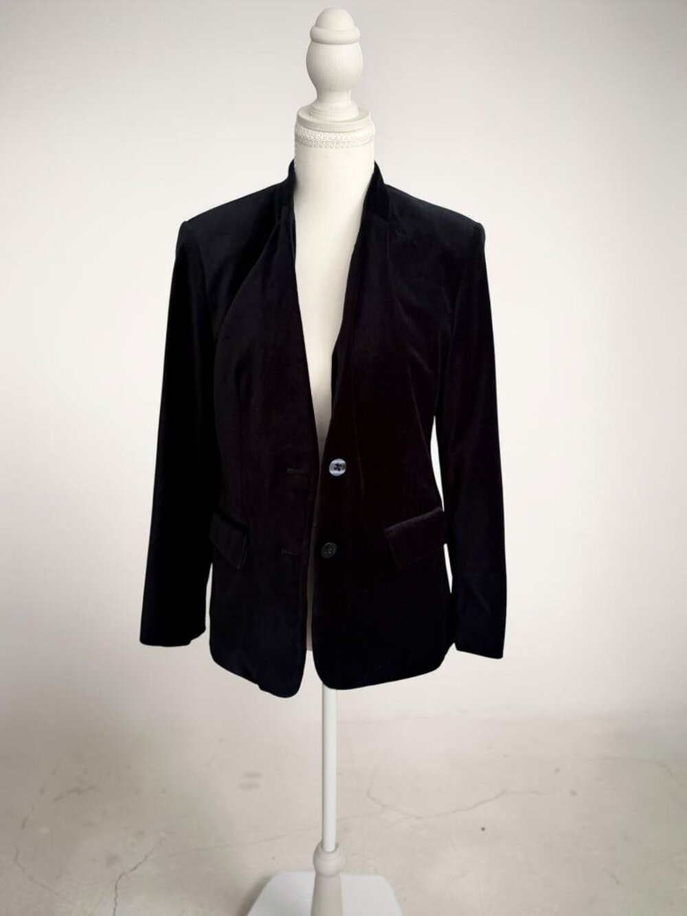 TOMMY HILFIGER Black Velvet Blazer Jacket Size 6